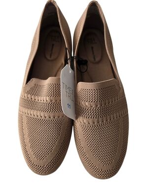 NWT Time and Tru Knit Slip-On Loafers in Taupe